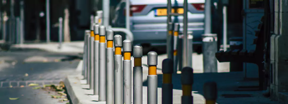 Safe and Convenient Retractable Barrier Column Systems for Properties in Keystone, FL